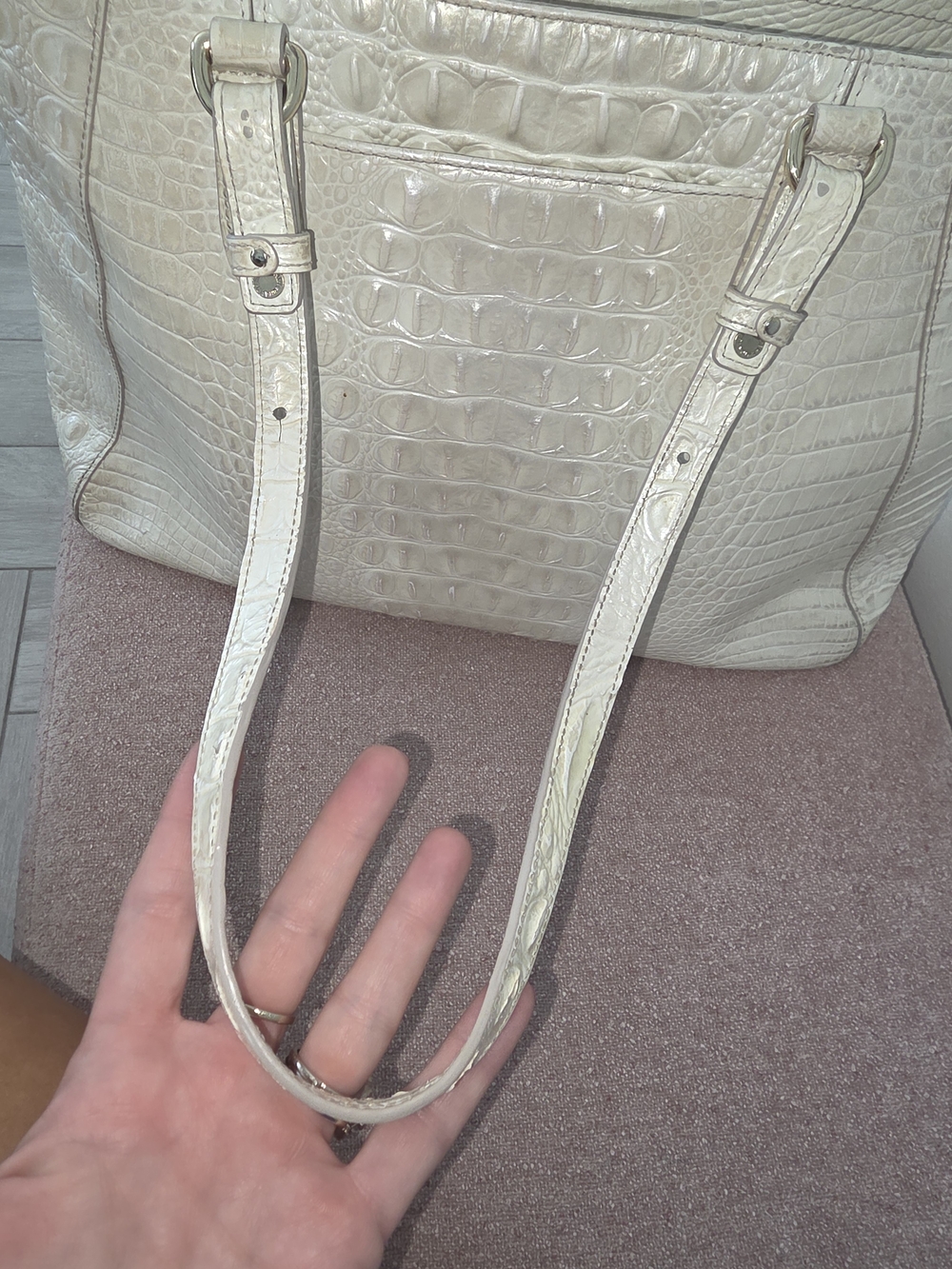 Brahmin Pearl  white, ivory Medium asher  Tote - Picture 5 of 11
